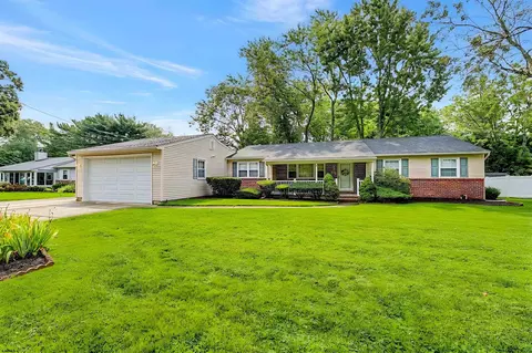 162 Steelmanville Rd, Egg Harbor Township, NJ 08234