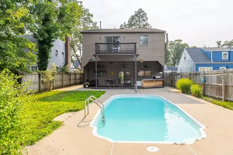 211 N 12th St, Millville, NJ 08332