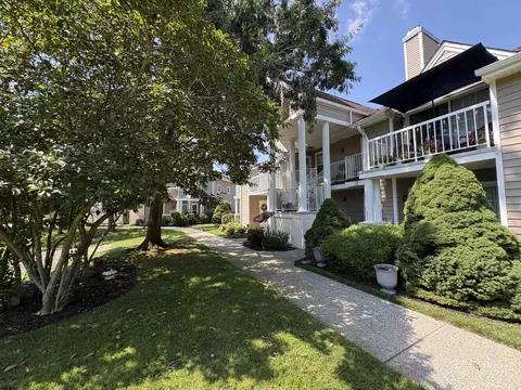 550 Central Ave #I-16, Linwood, NJ 08221