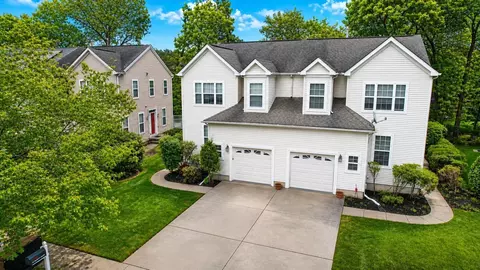 12 Summit Cir, Mays Landing, NJ 08330