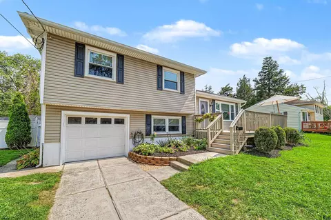 141 Bala Dr, Somers Point, NJ 08244