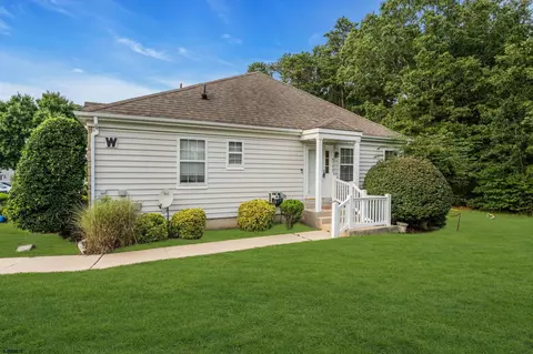 4744 Andorea Dr #177, Mays Landing, NJ 08330