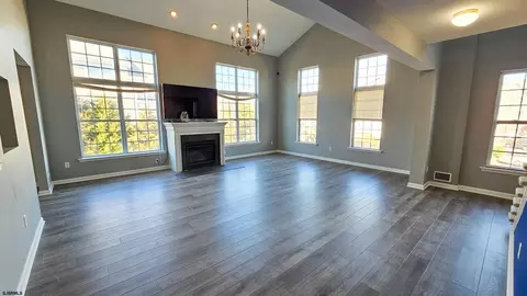 51 Farrah Dr #1611, Manahawkin, NJ 08050