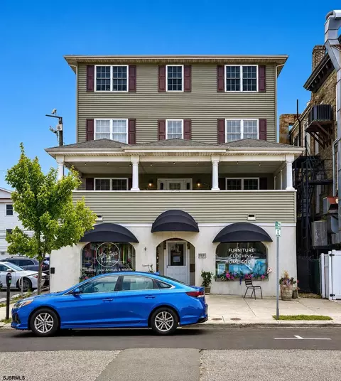 841 Central Ave #B, Ocean City, NJ 08226