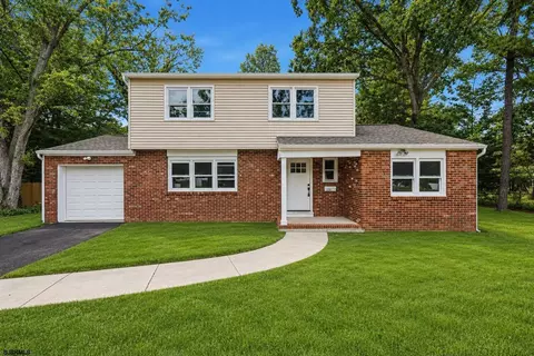 6321 Crocus St, Mays Landing, NJ 08330