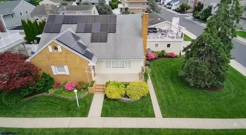 301 N Essex, Margate City, NJ 08402