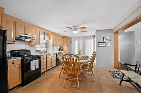 27 Buttercup Rd, Wildwood, NJ 08260
