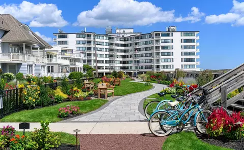 111 S 16th Ave #318, Longport, NJ 08403