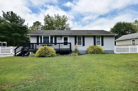 1579 Pinehurst Dr, Mays Landing, NJ 08330