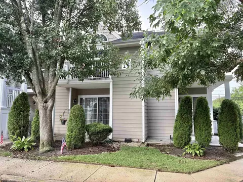 550 Central Ave #N-13, Linwood, NJ 08221