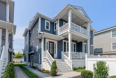 114 Ocean Ave #A, Ocean City, NJ 08226