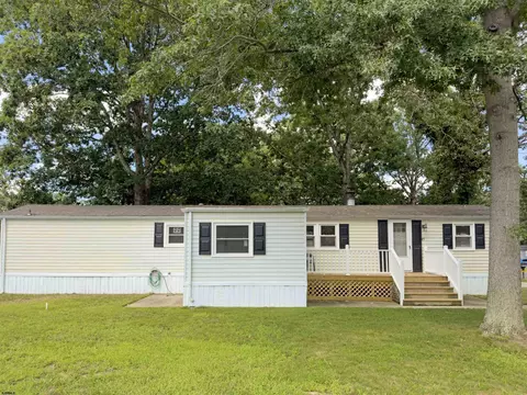 1616 Pennsylvania Apt 85 Ave, Vineland, NJ 08361