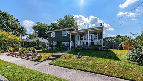 7 Vassar Dr, Somers Point, NJ 08244