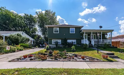 7 Vassar Dr, Somers Point, NJ 08244