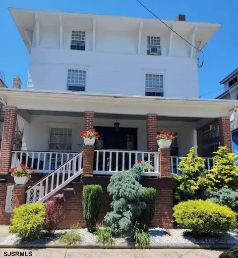 24 S Vassar Sq, Ventnor City, NJ 08406