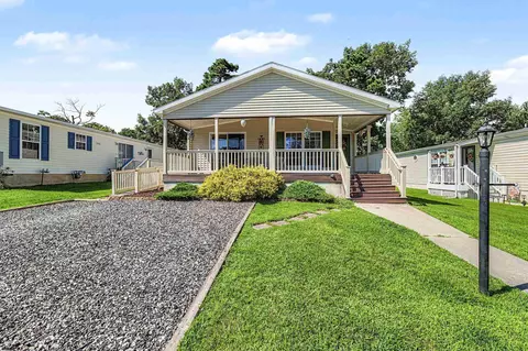 23 Rosewood Ln, Mays Landing, NJ 08330
