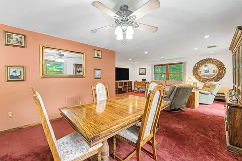 Dining - 633 8th Ave, Galloway, NJ 08205 photo 2 of 3