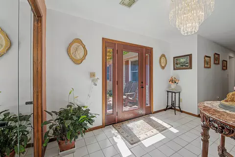 Entry Way - 633 8th Ave, Galloway, NJ 08205 photo 3 of 3