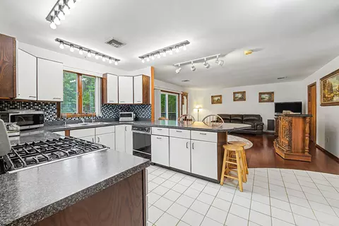 Kitchen - 633 8th Ave, Galloway, NJ 08205 photo 4 of 4