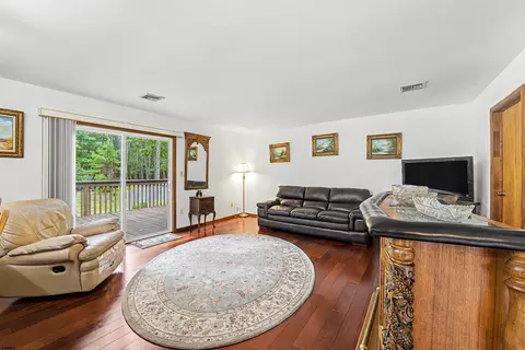 Living - 633 8th Ave, Galloway, NJ 08205 photo 1 of 4