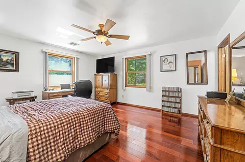 Bedroom - 633 8th Ave, Galloway, NJ 08205 photo 3 of 5