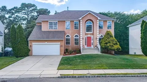 12 Ruth Ct, Absecon, NJ 08201