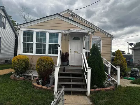 23 N 4th St, Pleasantville, NJ 08232