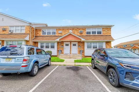 707 N Oxford Ave #J11, Ventnor City, NJ 08406