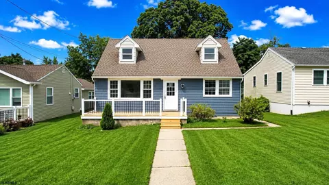 23 W Wilmont Ave, Somers Point, NJ 08244