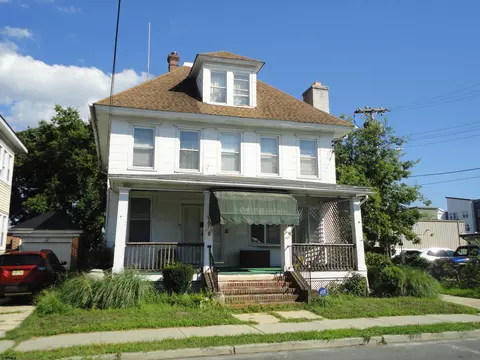 8 N 2nd St, Pleasantville, NJ 08232
