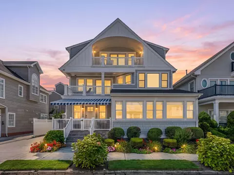 110 S Troy Ave, Ventnor City, NJ 08406