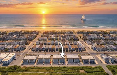 4442 West Ave #8, Ocean City, NJ 08226