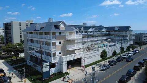 719 E 10th St #303, Ocean City, NJ 08226