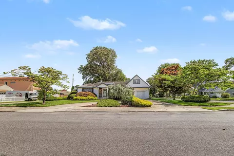 2110 Amherst, Northfield, NJ 08225