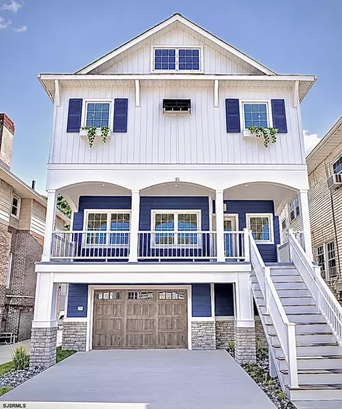 21 S Richards Ave, Ventnor City, NJ 08406