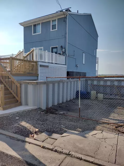 5217 Winchester Ave, Ventnor City, NJ 08406