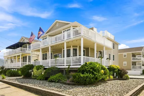 202 29th St #2ND, Ocean City, NJ 08226