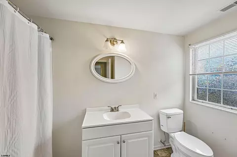 Bath - 178 Meadow Ridge Rd #178, Smithville, NJ 08205 photo 2 of 2