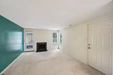 Living - 178 Meadow Ridge Rd #178, Smithville, NJ 08205 photo 5 of 5