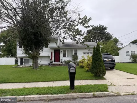 717 New Maple Rd, Pleasantville, NJ 08232