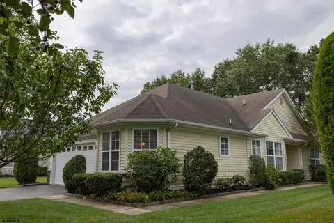 10 Wellington Ln, Lakewood, NJ 08701