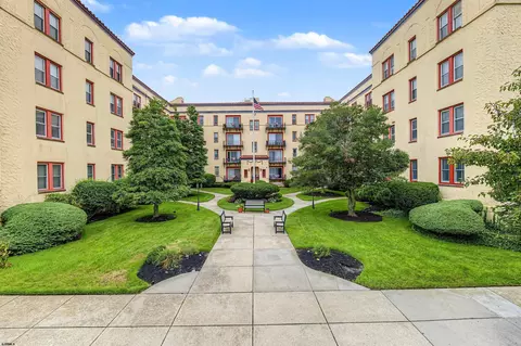 300 Ocean Ave #A20, Ocean City, NJ 08226