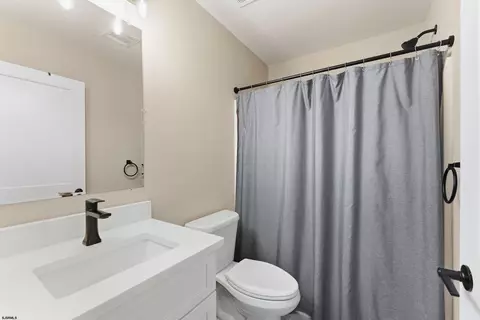 Bath - 301 Elm, Galloway, NJ 08205 photo 4 of 4