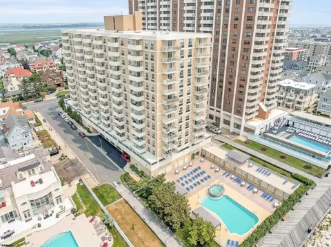 101 S Plaza Pl #402, Atlantic City, NJ 08401