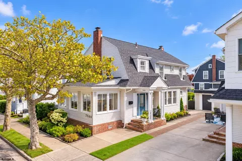 7504 Winchester Ave, Margate City, NJ 08402