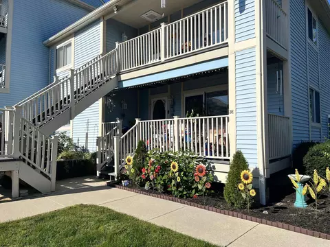 150 W Cedar Ave #3 E, Somers Point, NJ 08244
