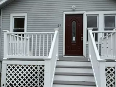 27 Oakland Ave, Pleasantville, NJ 08232