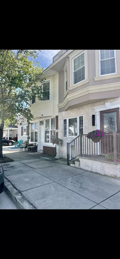 226 N Vendome, Margate City, NJ 08402