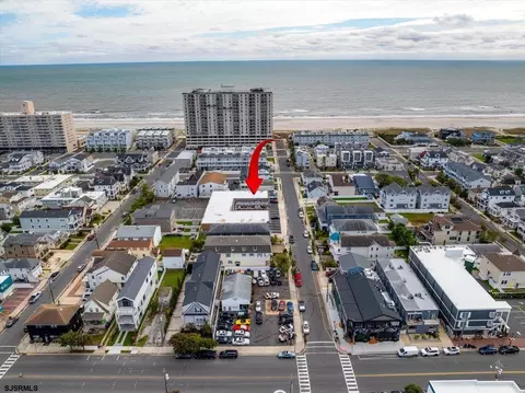 21 S Monroe Ave #A12, Margate City, NJ 08402