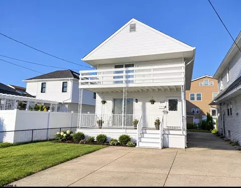 21 N Exeter Ave, Margate City, NJ 08402